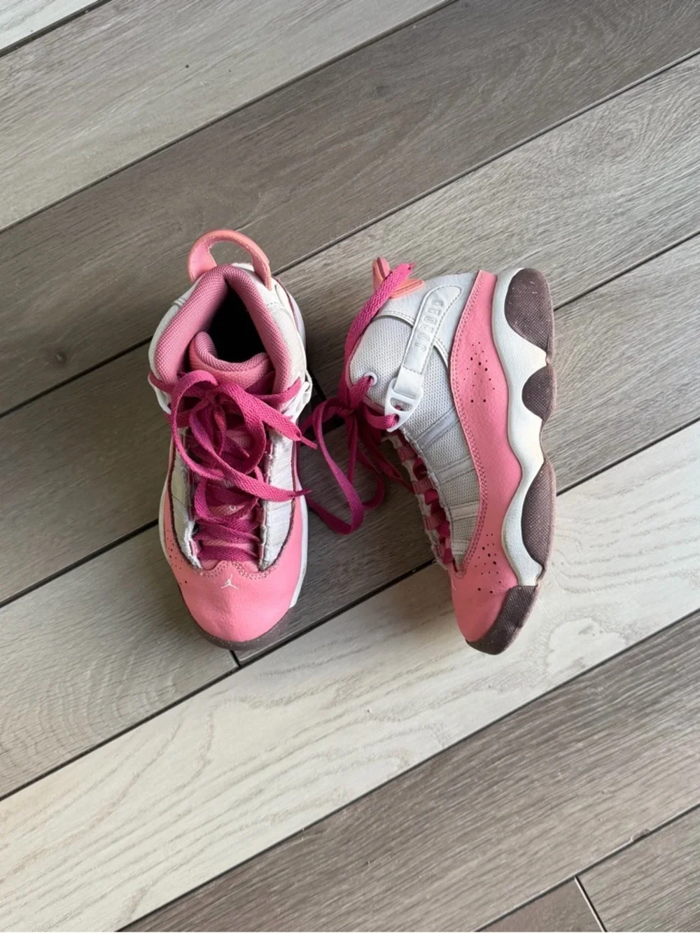 Jordan 6 Rings GS sneakers in the 